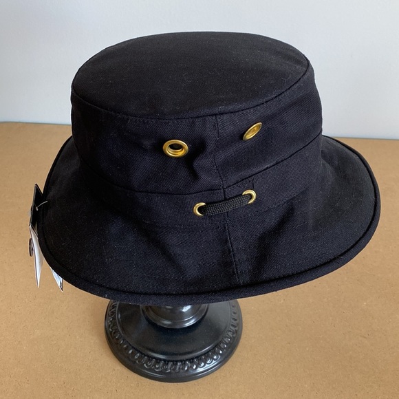 NWT Tilley Endurables Heritage- The Iconic. Black. Size 7.5 - Picture 3 of 9